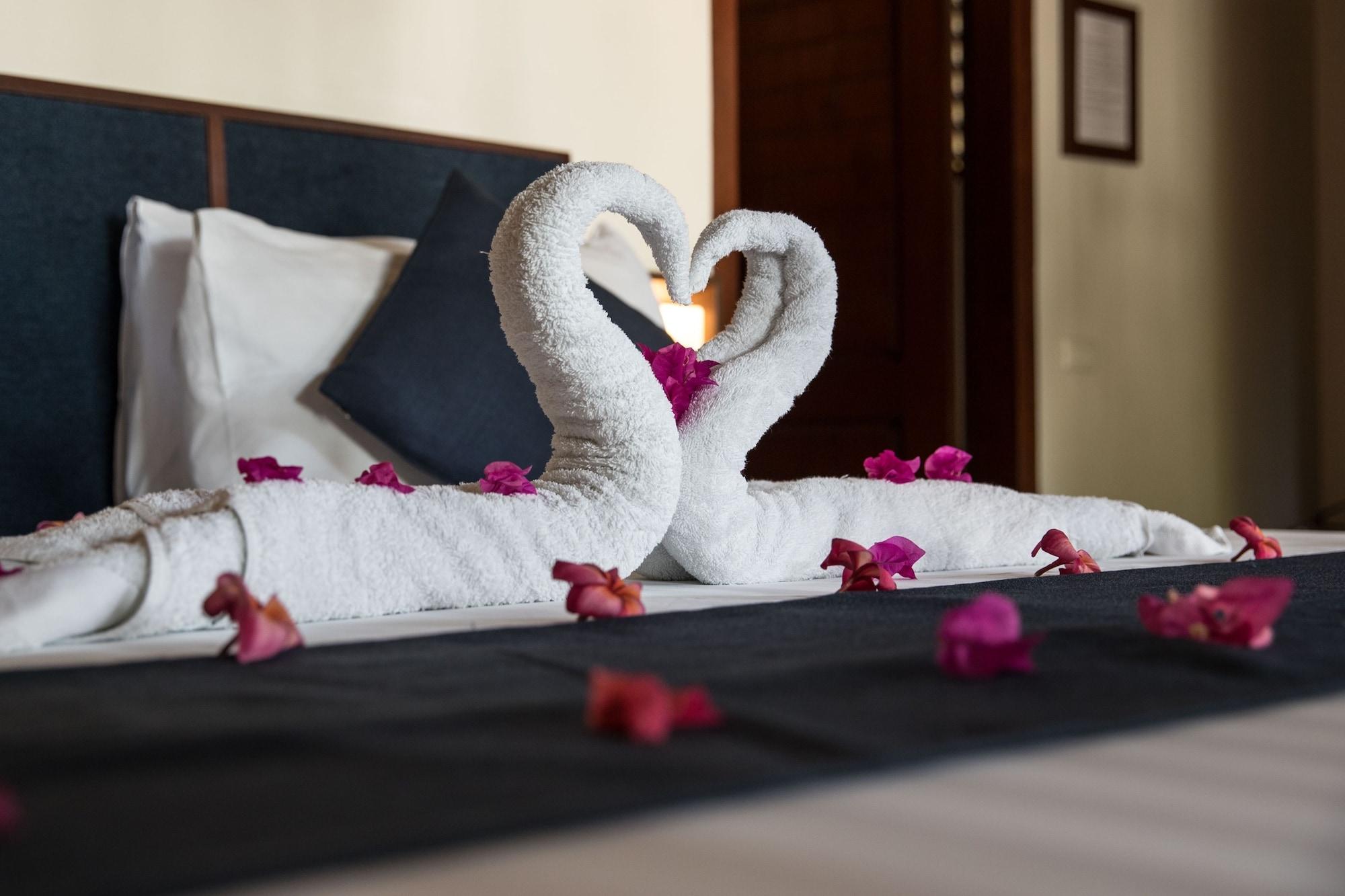 Last Frontier Beach Resort-Adults Only El Nido Eksteriør bilde
